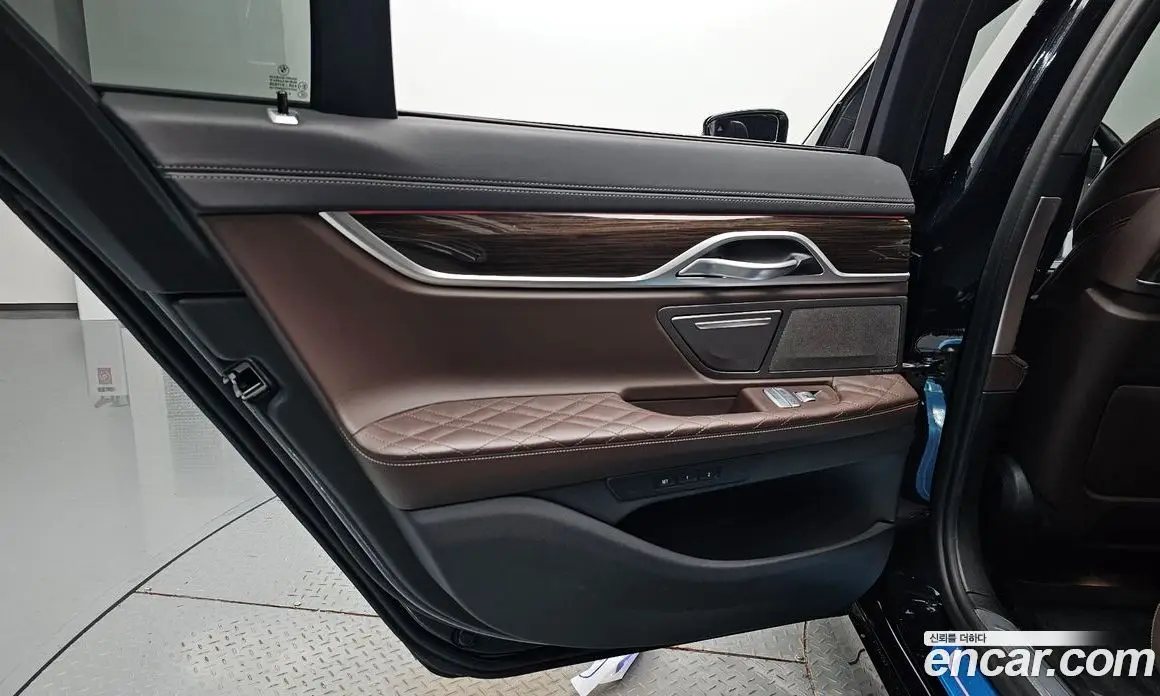 BMW 7 серия 2020 3.0 автомат (гидро), фото 14 BMW 7 серия 2020 3.0 автомат (гидро), фото 14