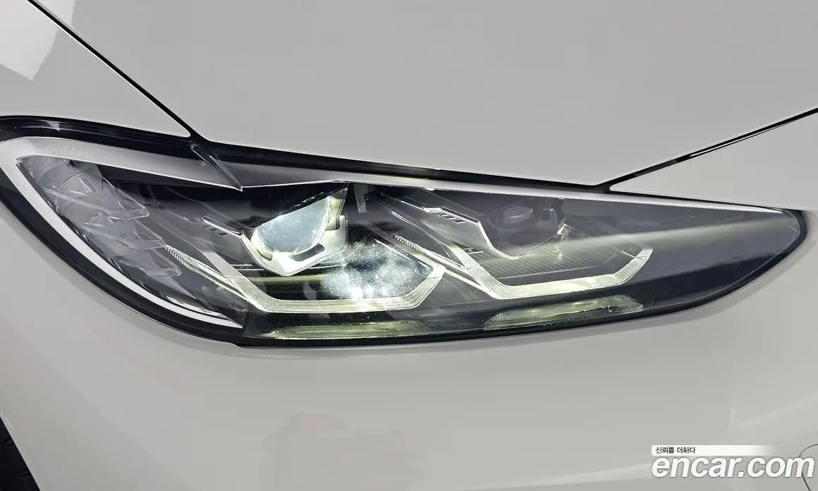 BMW i4 2022 0.2 автомат (гидро), фото 8 BMW i4 2022 0.2 автомат (гидро), фото 8