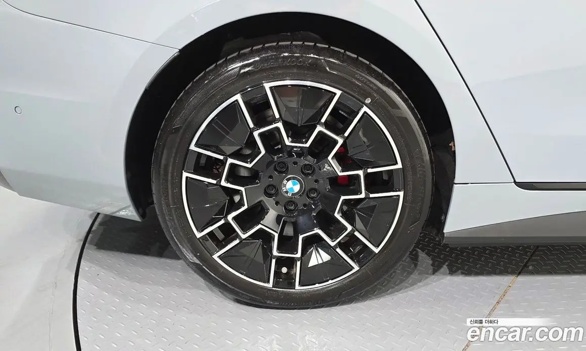 BMW i4 2025 0.2 автомат (гидро), фото 5