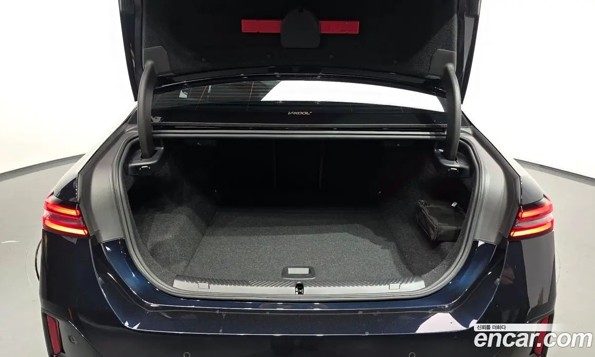 BMW i5 2023 0.2 автомат (гидро), фото 35