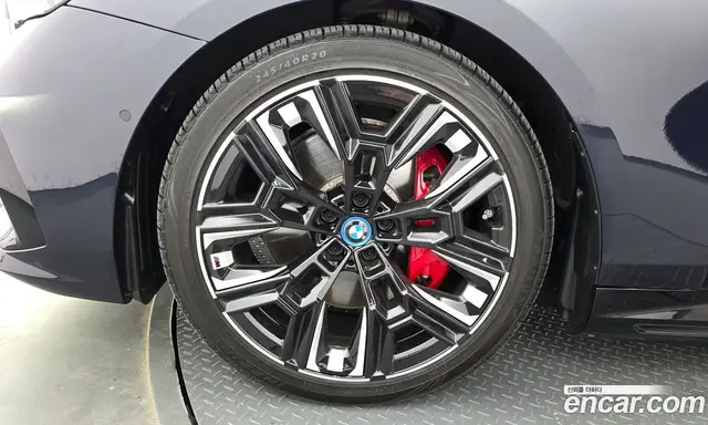 BMW i5 2023 0.2 автомат (гидро), миниатюра 5