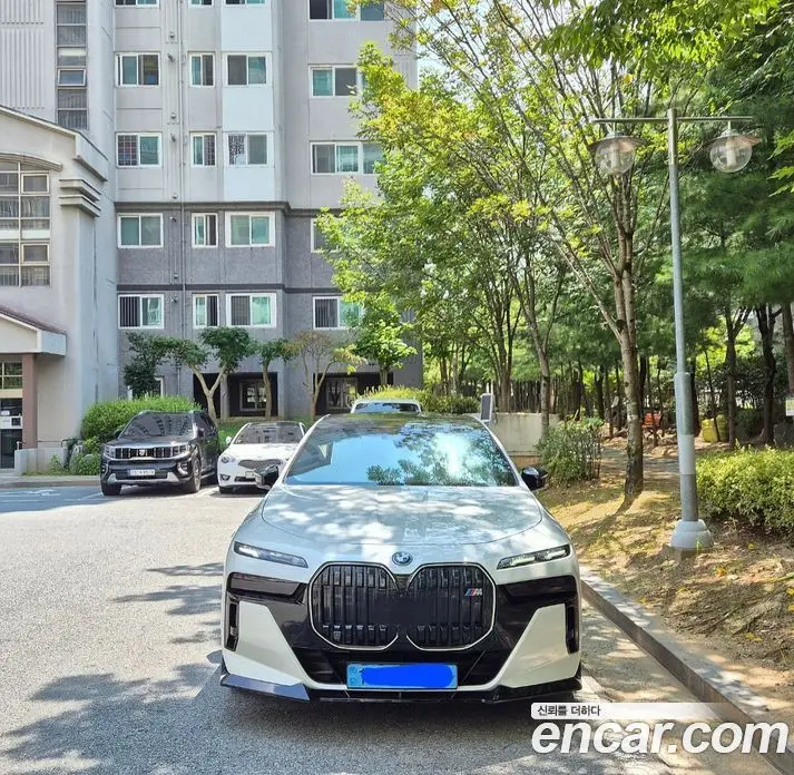 BMW i7 2023 автомат (гидро), фото 1 BMW i7 2023 автомат (гидро), фото 1