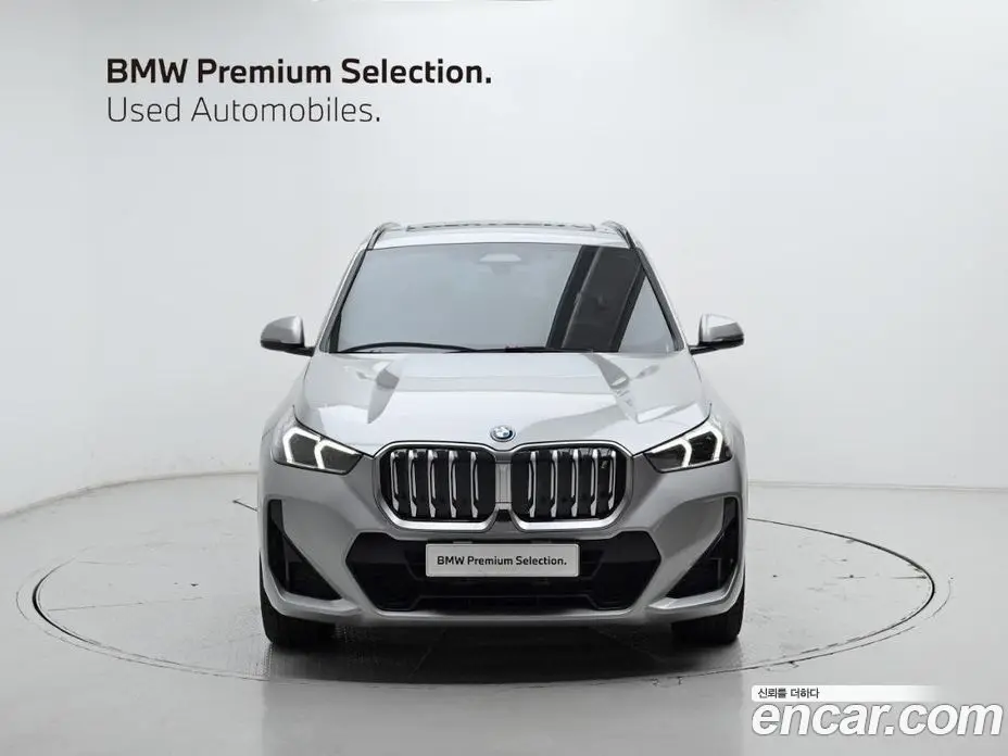 BMW iX1 2023 0.2 автомат (гидро), фото 3 BMW iX1 2023 0.2 автомат (гидро), фото 3