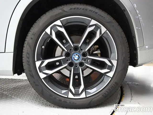 BMW iX1 2023 0.2 автомат (гидро), миниатюра 5 BMW iX1 2023 0.2 автомат (гидро), миниатюра 5