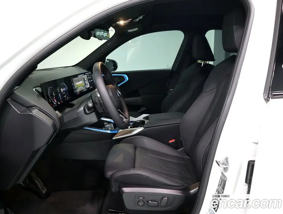 BMW X3 2025 2.0 автомат (гидро), фото 10 BMW X3 2025 2.0 автомат (гидро), фото 10