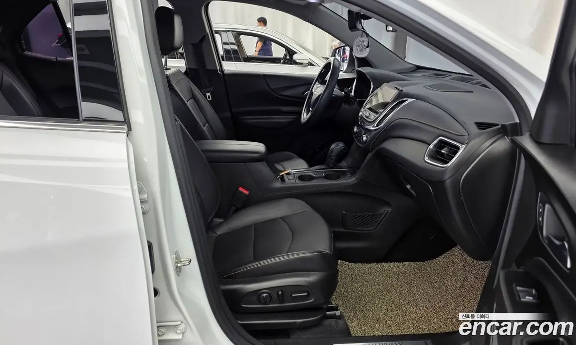 Chevrolet Equinox 2018 1.6 автомат (гидро), фото 16 Chevrolet Equinox 2018 1.6 автомат (гидро), фото 16
