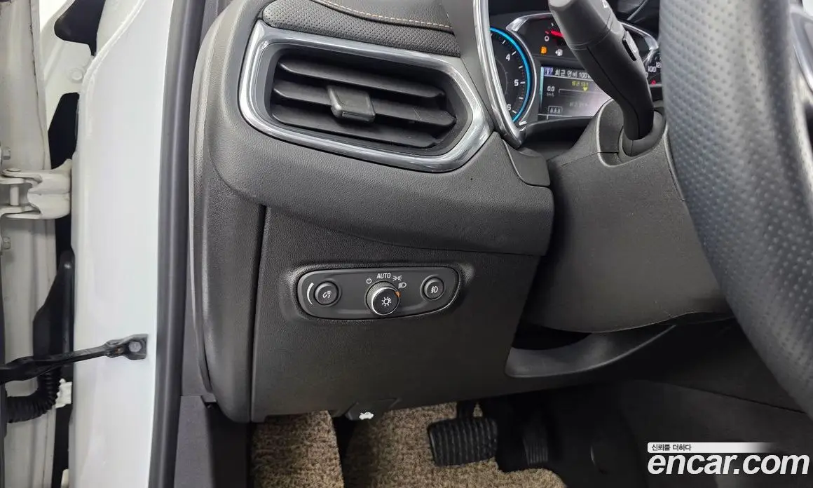 Chevrolet Equinox 2018 1.6 автомат (гидро), фото 21 Chevrolet Equinox 2018 1.6 автомат (гидро), фото 21
