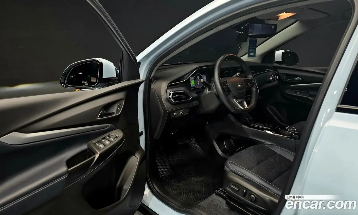 Chevrolet 볼트 EUV 2023 0.2 автомат (гидро), фото 13