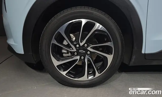 Chevrolet 볼트 EUV 2023 0.2 автомат (гидро), миниатюра 5