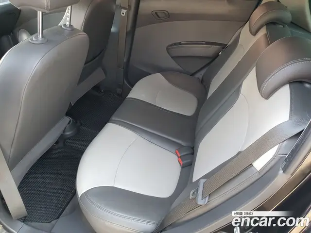 Chevrolet Spark 2012 1.0 автомат (гидро), миниатюра 12