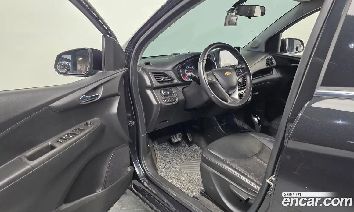 Chevrolet Spark 2016 1.0 автомат (гидро), фото 13 Chevrolet Spark 2016 1.0 автомат (гидро), фото 13