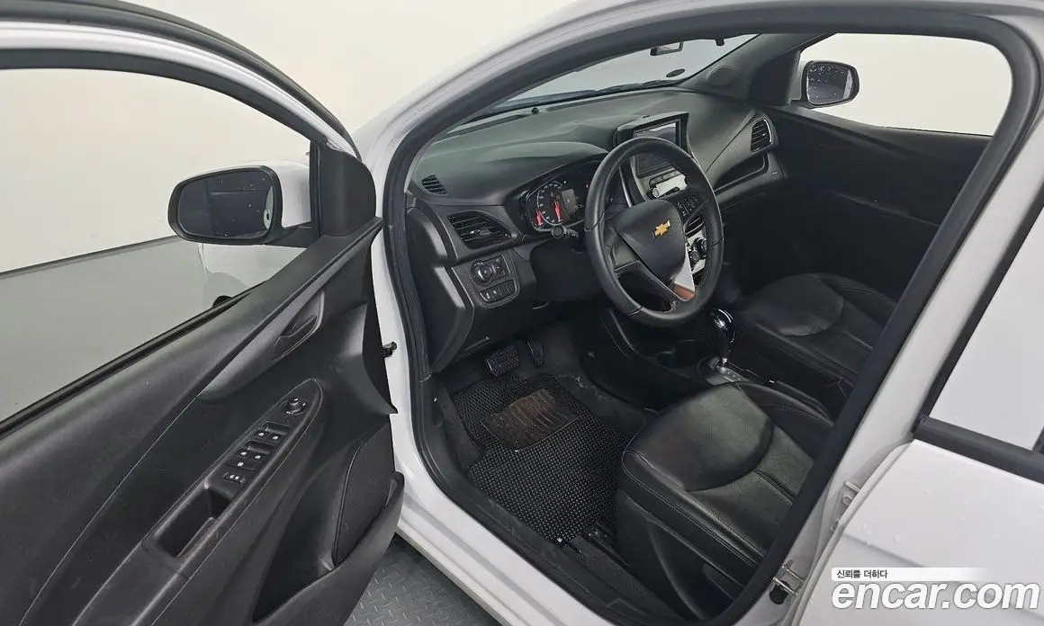 Chevrolet Spark 2016 1.0 автомат (гидро), фото 13 Chevrolet Spark 2016 1.0 автомат (гидро), фото 13