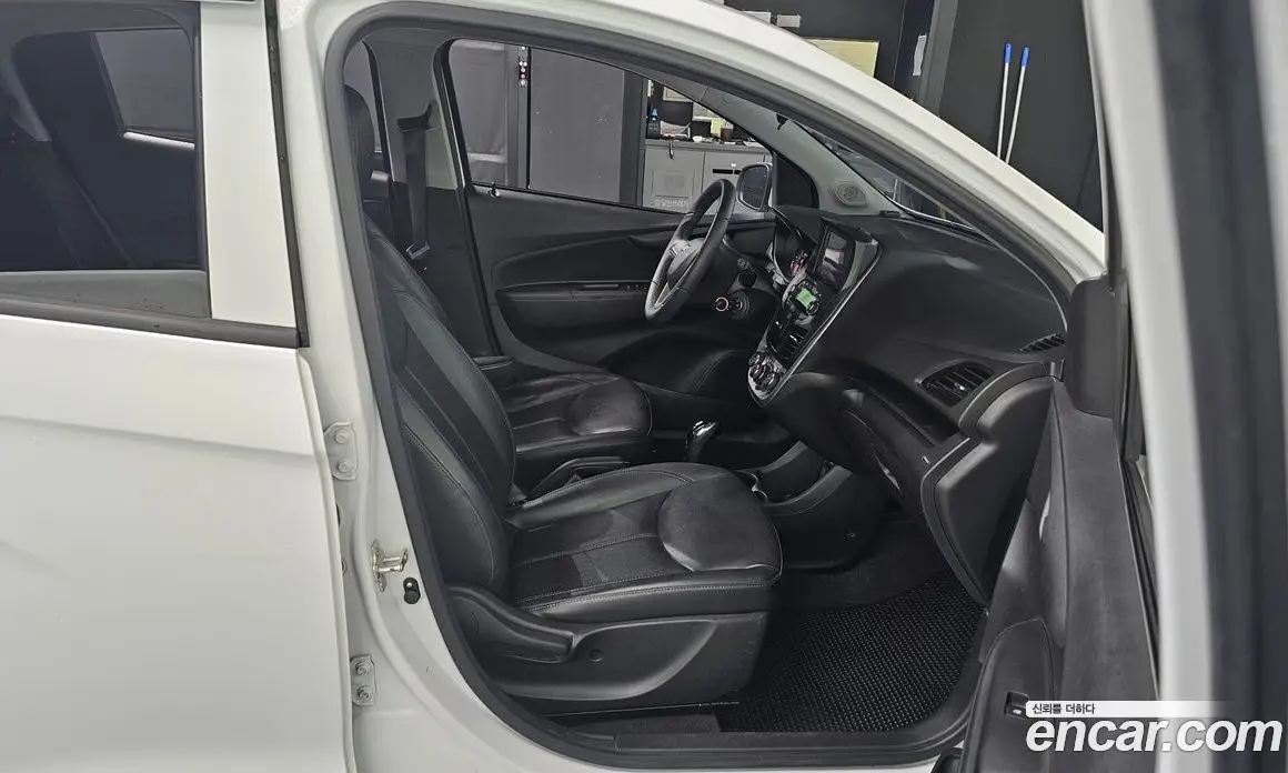 Chevrolet Spark 2016 1.0 автомат (гидро), фото 16 Chevrolet Spark 2016 1.0 автомат (гидро), фото 16