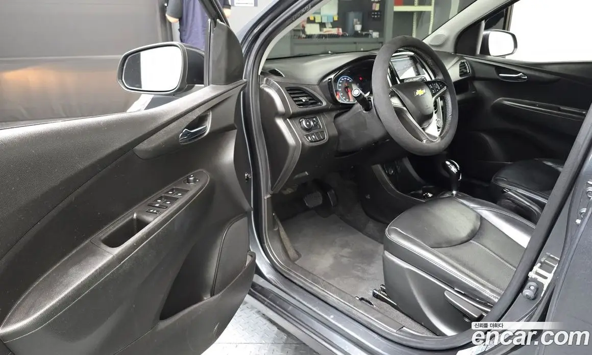 Chevrolet Spark 2017 1.0 автомат (гидро), фото 10