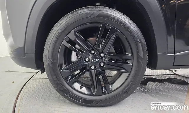 Chevrolet Trax 2024 1.2 автомат (гидро), миниатюра 4