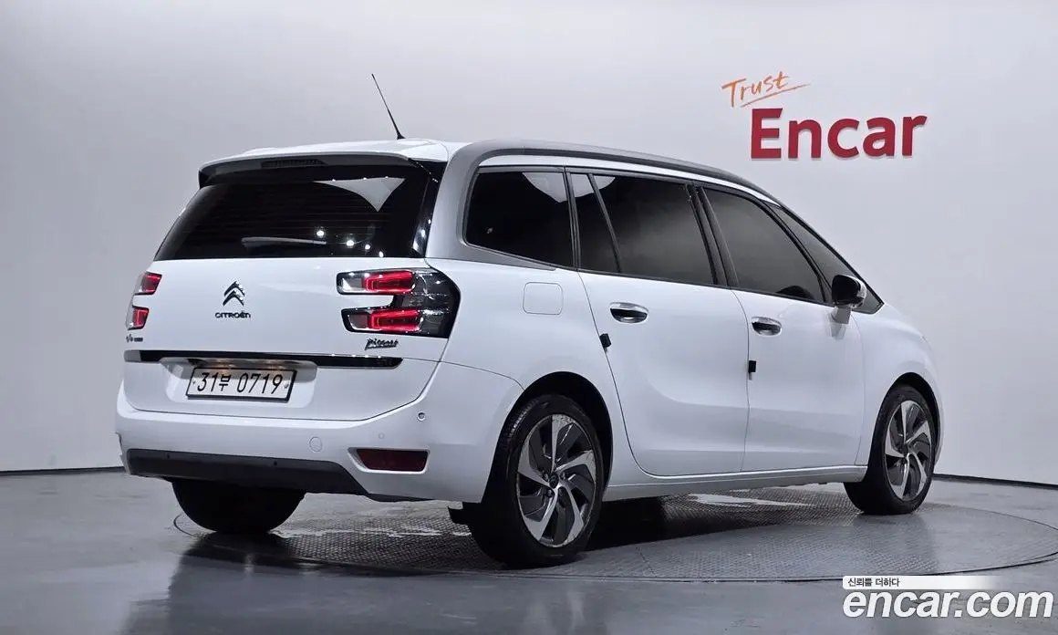 Citroen C4 Picasso 2015 2.0 автомат (гидро), фото 2 Citroen C4 Picasso 2015 2.0 автомат (гидро), фото 2