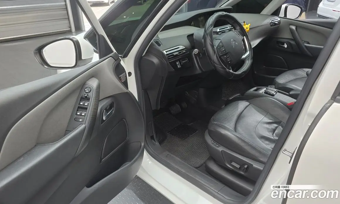 Citroen C4 Picasso 2015 2.0 автомат (гидро), фото 10 Citroen C4 Picasso 2015 2.0 автомат (гидро), фото 10