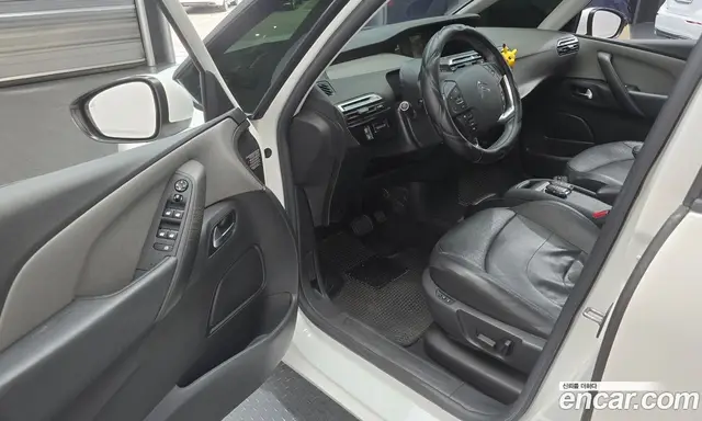Citroen C4 Picasso 2015 2.0 автомат (гидро), миниатюра 10 Citroen C4 Picasso 2015 2.0 автомат (гидро), миниатюра 10