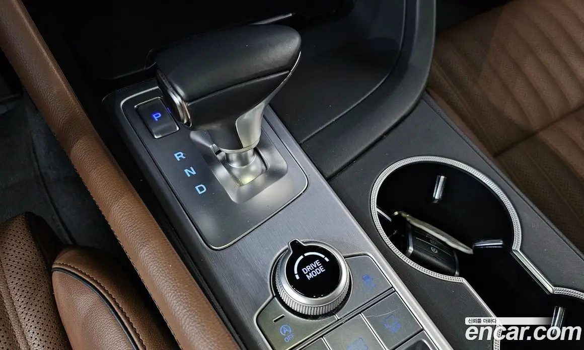 Genesis G70 2018 2.0 автомат (гидро), фото 12 Genesis G70 2018 2.0 автомат (гидро), фото 12