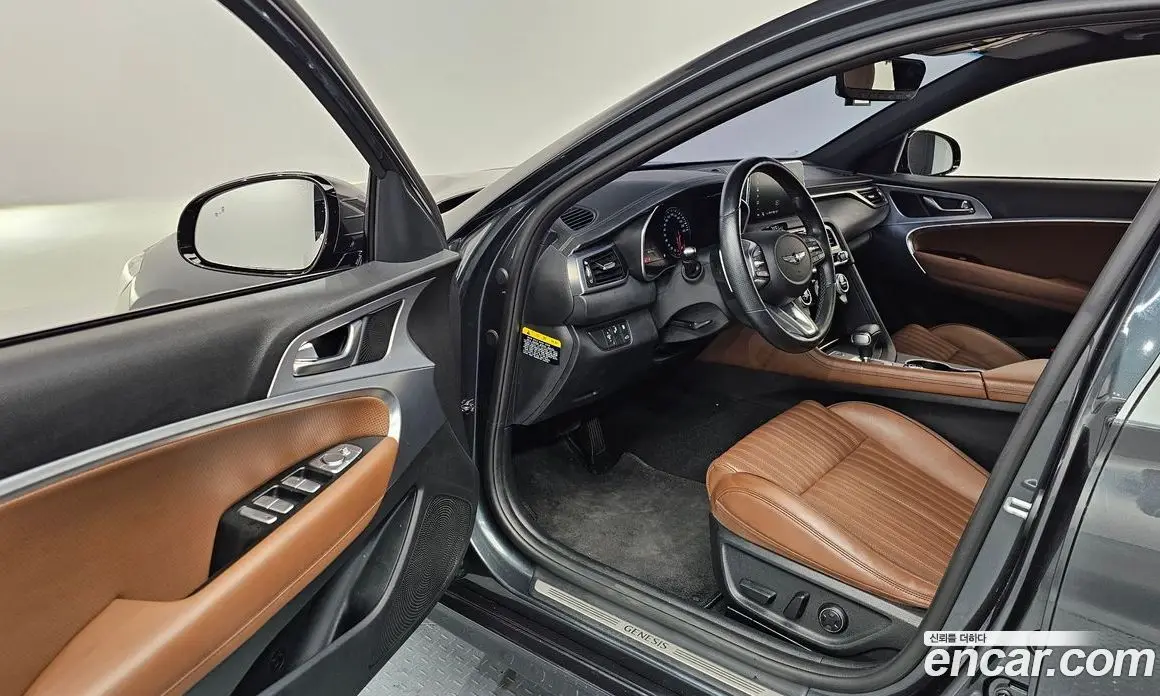Genesis G70 2018 2.0 автомат (гидро), фото 13 Genesis G70 2018 2.0 автомат (гидро), фото 13