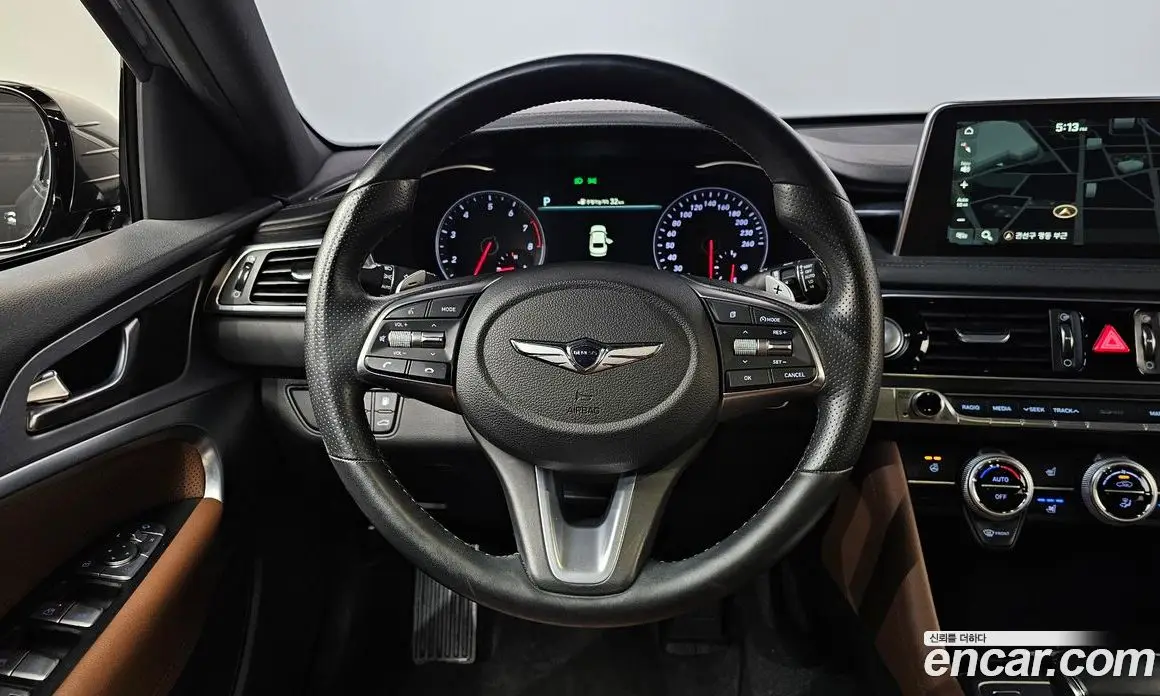 Genesis G70 2018 2.0 автомат (гидро), фото 18 Genesis G70 2018 2.0 автомат (гидро), фото 18