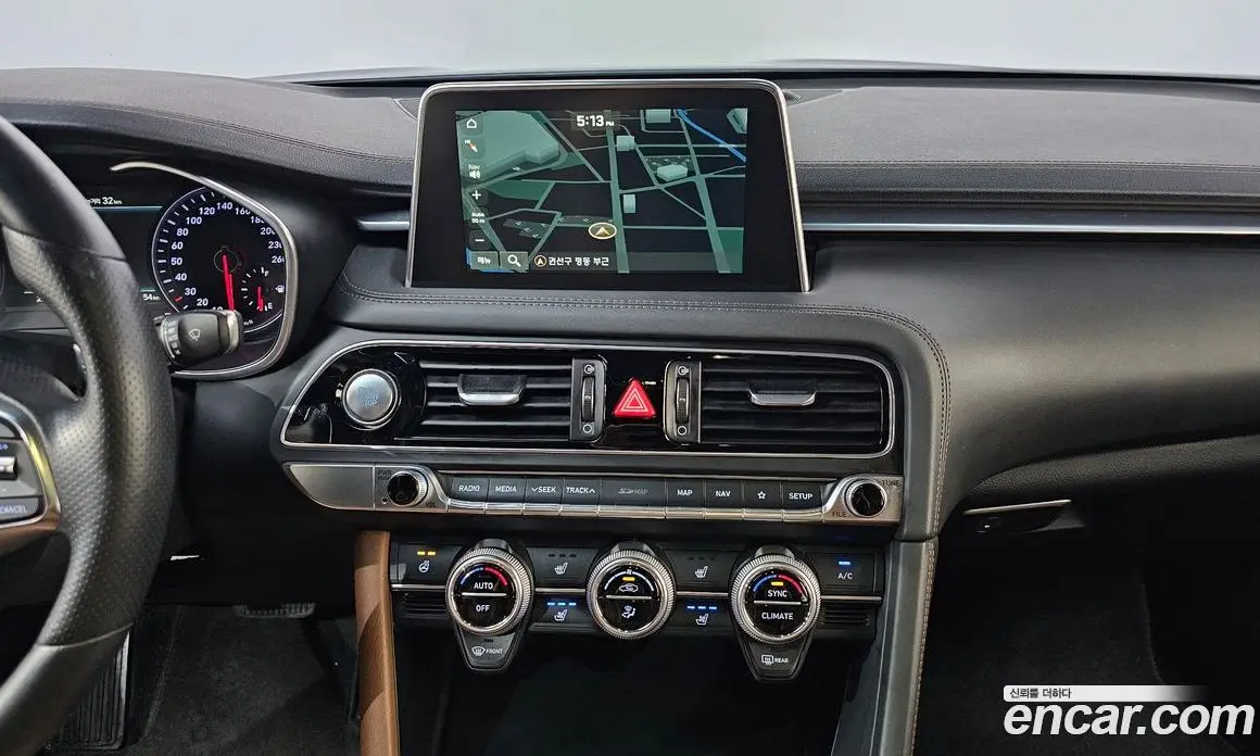 Genesis G70 2018 2.0 автомат (гидро), фото 19 Genesis G70 2018 2.0 автомат (гидро), фото 19