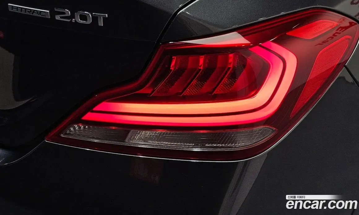 Genesis G70 2018 2.0 автомат (гидро), фото 9 Genesis G70 2018 2.0 автомат (гидро), фото 9