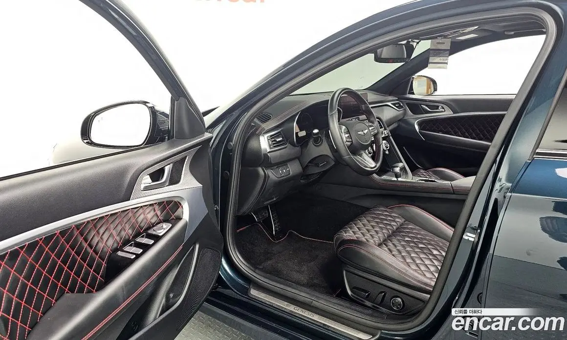 Genesis G70 2022 2.0 автомат (гидро), фото 13 Genesis G70 2022 2.0 автомат (гидро), фото 13