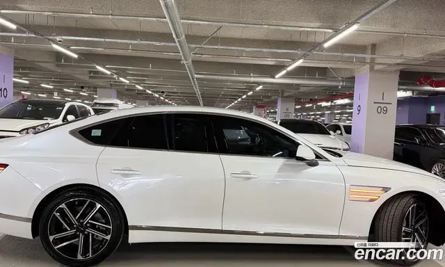 Genesis G80 2025 2.5 автомат (гидро), миниатюра 9