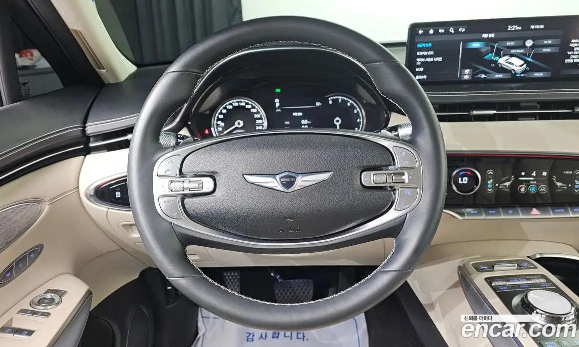 Genesis GV70 2021 2.5 автомат (гидро), фото 20 Genesis GV70 2021 2.5 автомат (гидро), фото 20