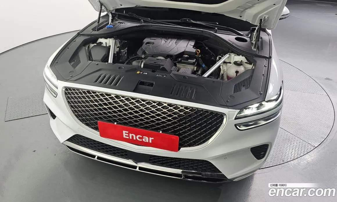 Genesis GV70 2021 2.5 автомат (гидро), фото 6 Genesis GV70 2021 2.5 автомат (гидро), фото 6