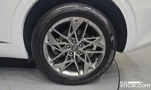 Genesis GV70 2021 2.5 автомат (гидро), миниатюра 7 Genesis GV70 2021 2.5 автомат (гидро), миниатюра 7