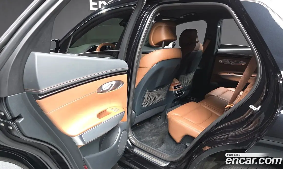 Genesis GV70 2022 2.5 автомат (гидро), фото 16