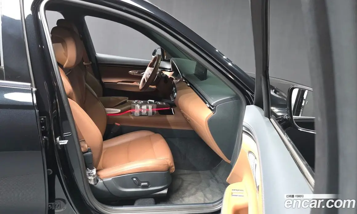Genesis GV70 2022 2.5 автомат (гидро), фото 17