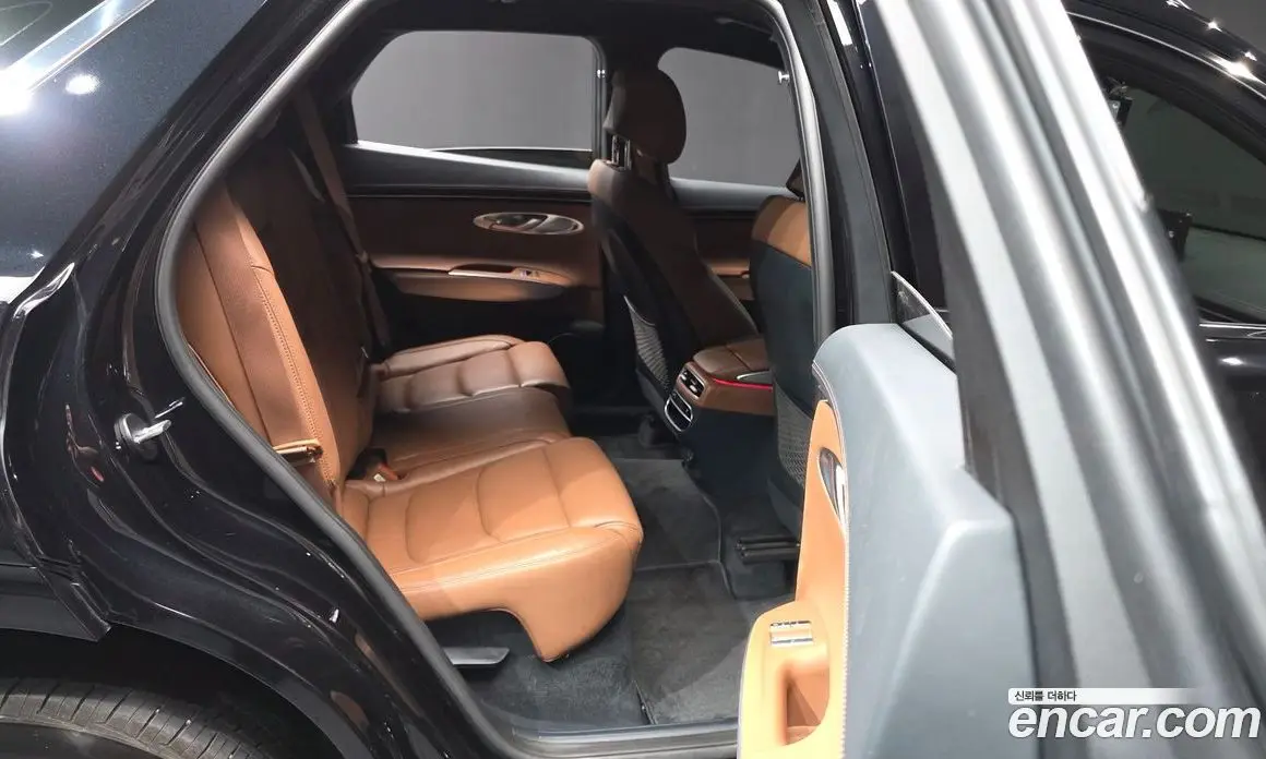 Genesis GV70 2022 2.5 автомат (гидро), фото 18