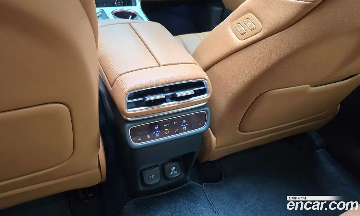 Genesis GV80 2024 2.5 автомат (гидро), фото 17 Genesis GV80 2024 2.5 автомат (гидро), фото 17