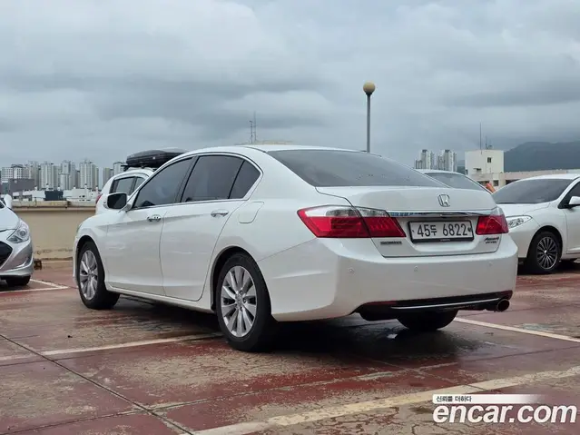 Honda Accord 2014 2.4 автомат (гидро), миниатюра 2