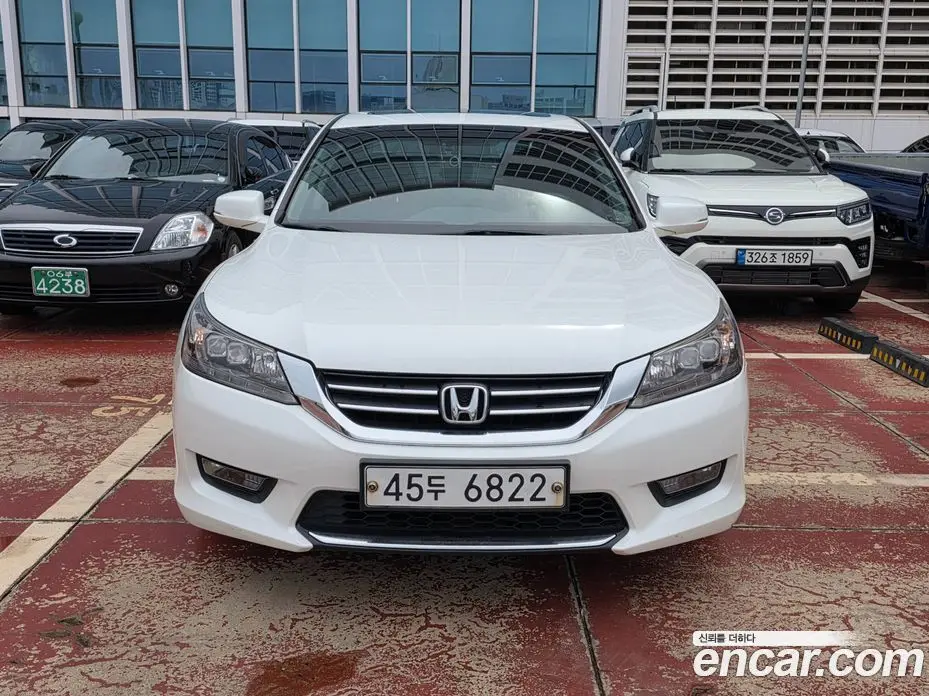 Honda Accord 2014 2.4 автомат (гидро), фото 3