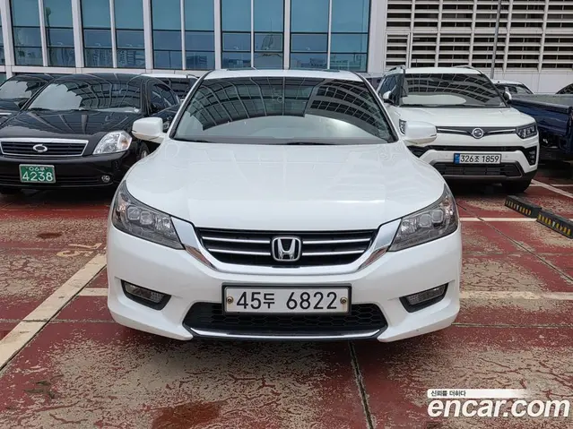 Honda Accord 2014 2.4 автомат (гидро), миниатюра 3