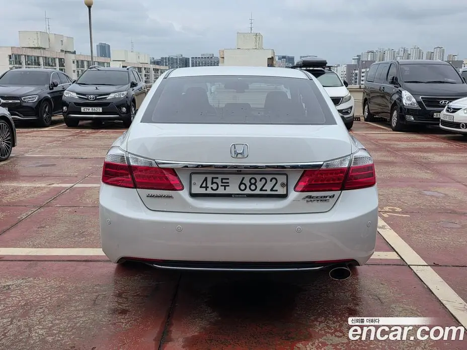Honda Accord 2014 2.4 автомат (гидро), фото 4