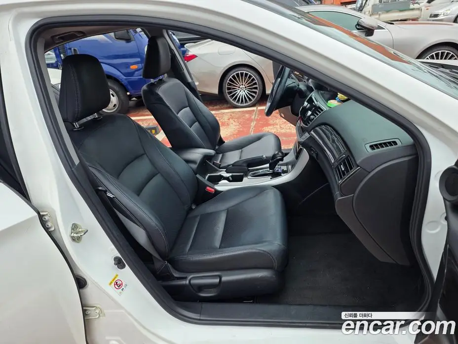 Honda Accord 2014 2.4 автомат (гидро), фото 10