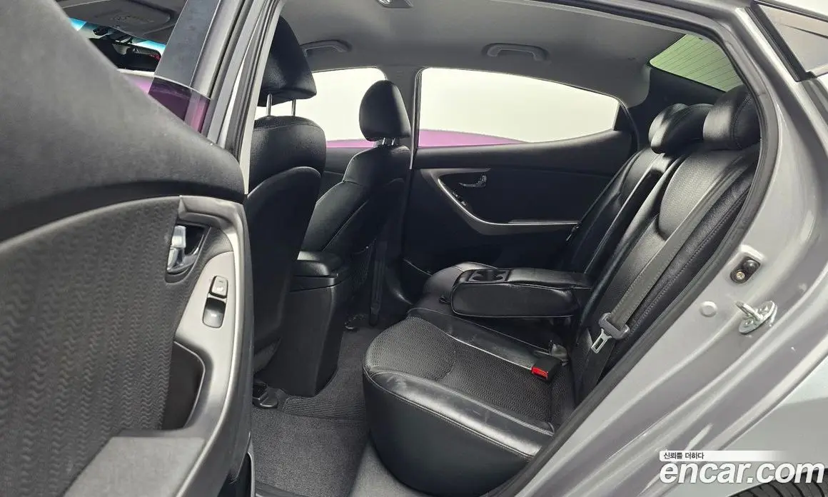 Hyundai Avante 2010 1.6 автомат (гидро), фото 12 Hyundai Avante 2010 1.6 автомат (гидро), фото 12
