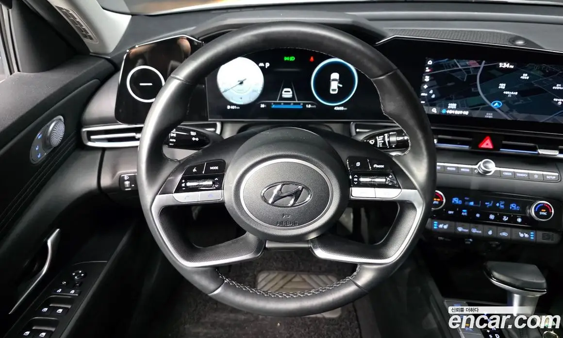 Hyundai Avante 2021 1.6 автомат (гидро), фото 13