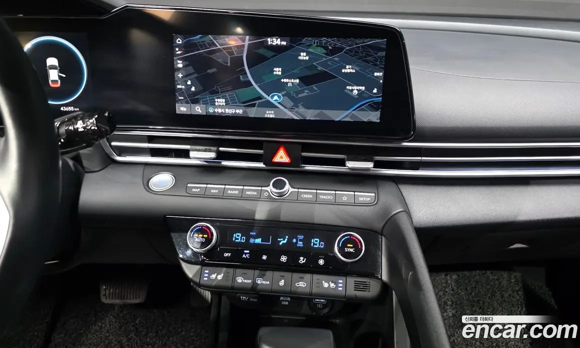Hyundai Avante 2021 1.6 автомат (гидро), фото 14