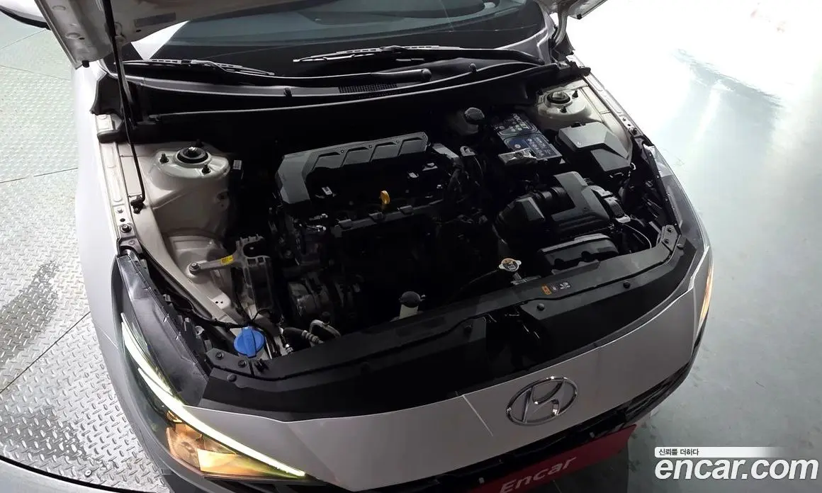 Hyundai Avante 2021 1.6 автомат (гидро), фото 6