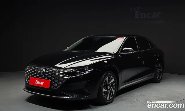 Hyundai Grandeur 2022 2.4 автомат (гидро), миниатюра 1 Hyundai Grandeur 2022 2.4 автомат (гидро), миниатюра 1