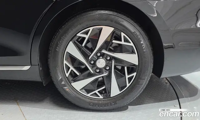 Hyundai Grandeur 2022 2.4 автомат (гидро), миниатюра 7 Hyundai Grandeur 2022 2.4 автомат (гидро), миниатюра 7