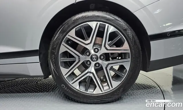 Hyundai Grandeur 2023 3.5 автомат (гидро), миниатюра 7 Hyundai Grandeur 2023 3.5 автомат (гидро), миниатюра 7