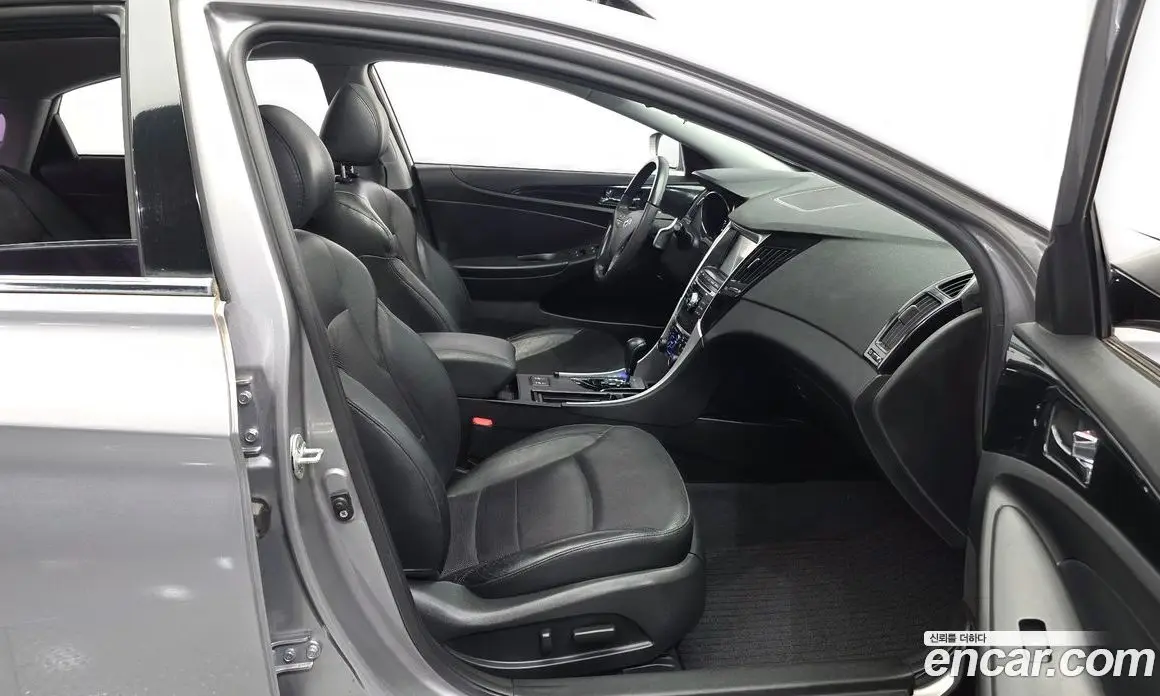 Hyundai Sonata 2009 2.0 автомат (гидро), фото 11 Hyundai Sonata 2009 2.0 автомат (гидро), фото 11
