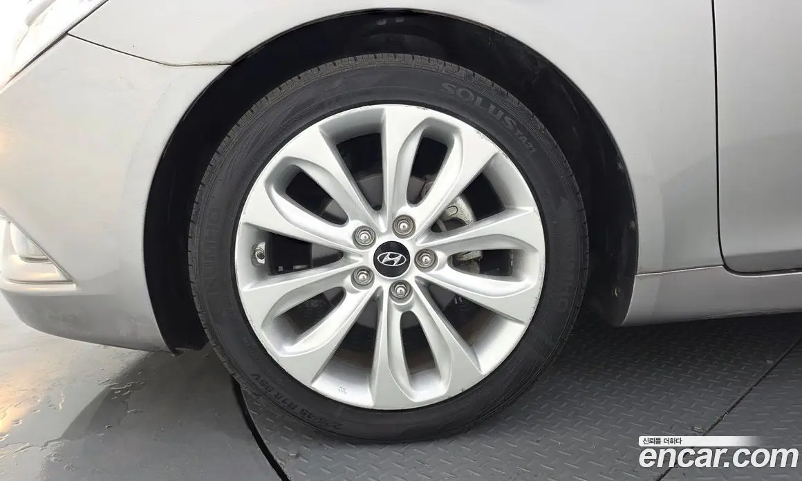 Hyundai Sonata 2009 2.0 автомат (гидро), фото 5 Hyundai Sonata 2009 2.0 автомат (гидро), фото 5